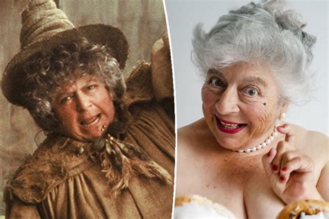 Harry Potter star Miriam Margolyes, 82, poses nude for British。